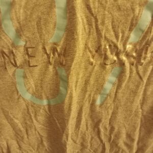 Aeropostale woman's tshirt